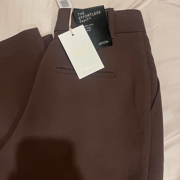 Aritzia -The Effortless Pant Crepette - Picture 2 of 8